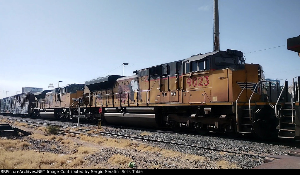 UP 9023 UP 9013
